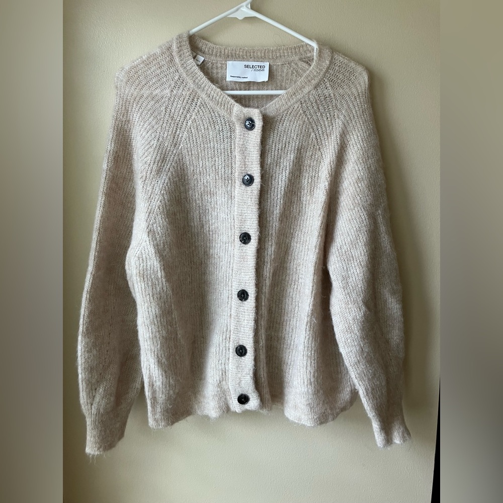 ALPACA-WOOL BLEND CARDIGAN
Size XL